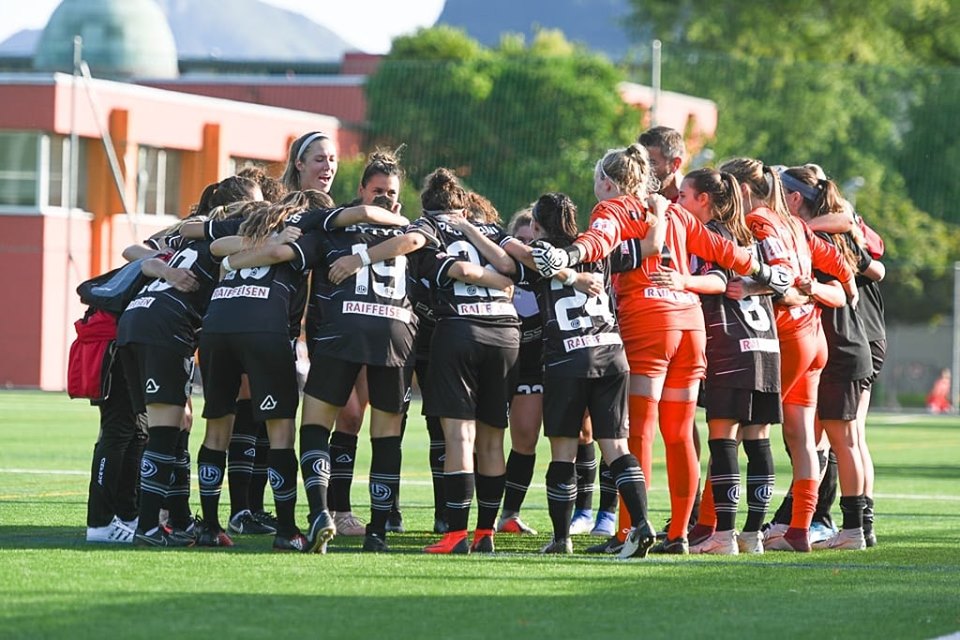 6617 giorni dopo la Champions a Cornaredo: viva il calcio femminile